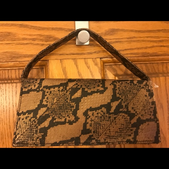 La Regale Handbags - La Ragale Shoulder Handbag NWOT